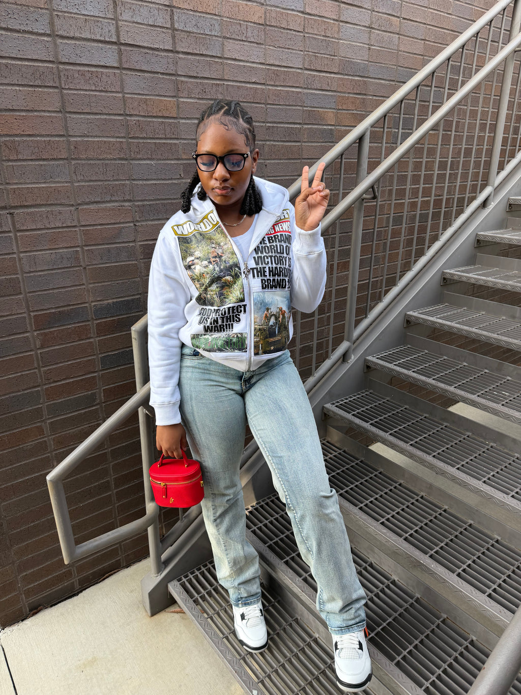 ¨GOD PROTECT US IN THIS WAR¨ WHITE